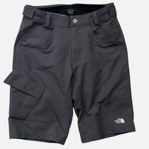 NWT Men’s North Face Chain Ring Padded Cycling Shorts Graphite Grey Size 33